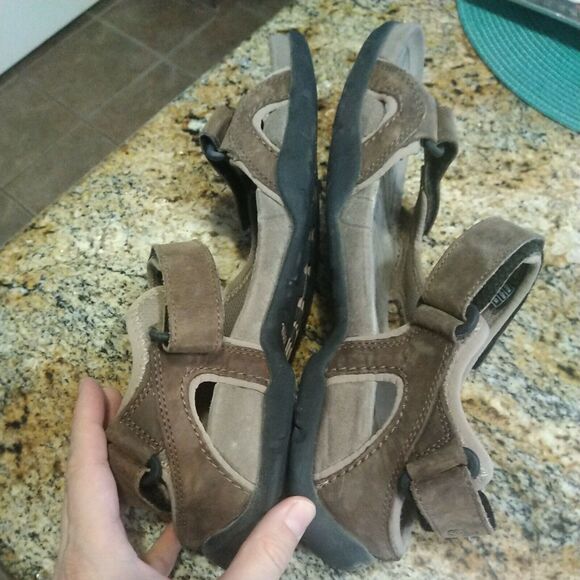 TEVA 6101 Fossil Canyon Hybrid Trail Men 12 US 45.5 EU Brown WATERPROOF Hiking